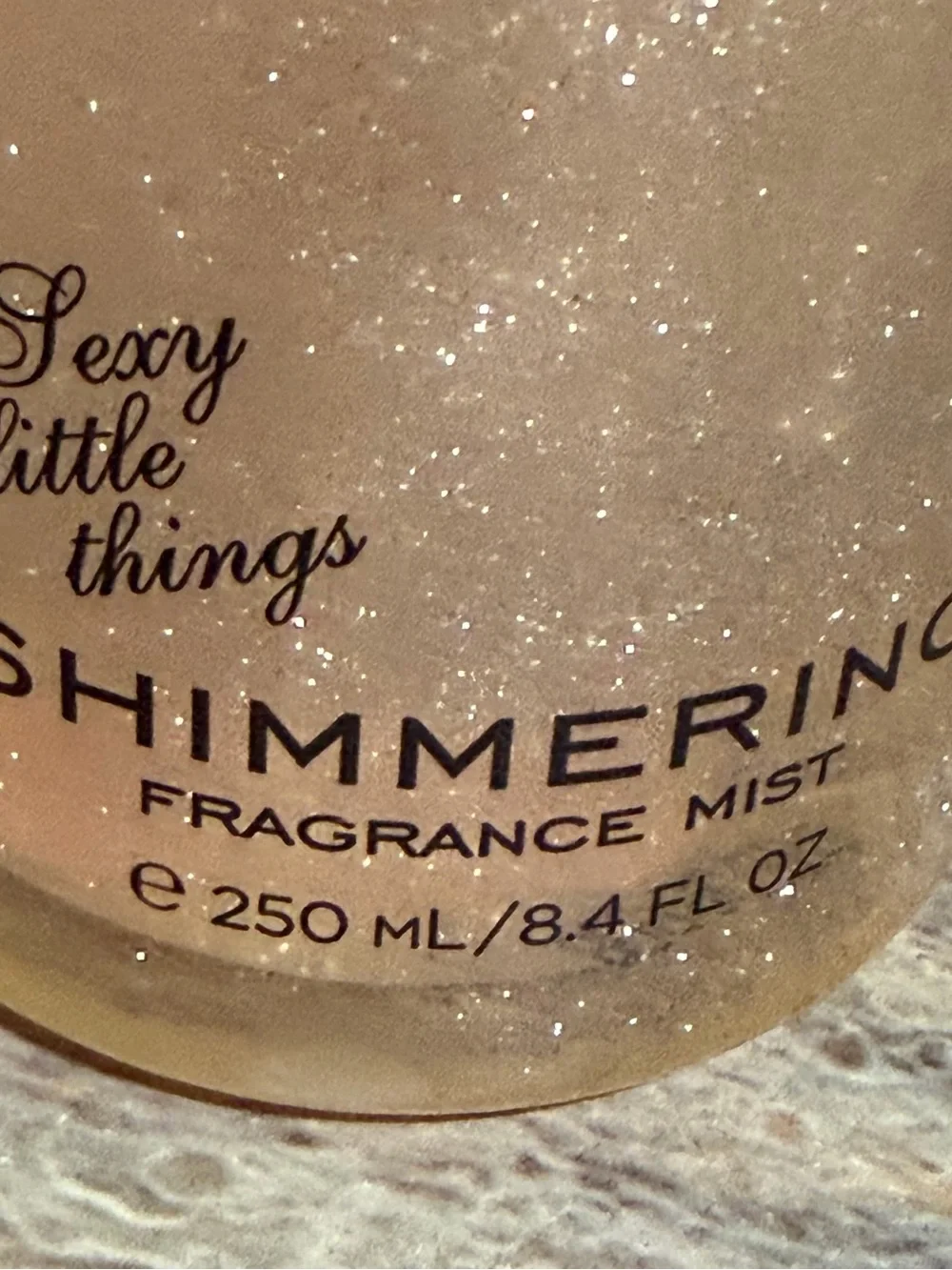 Victoria’s Secret Dazzle Me! Shimmering Fragrance Mist -